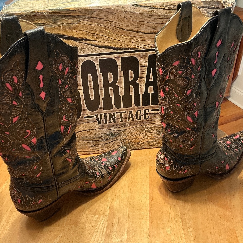 Corral Laser Pink Inlay Black Boots
